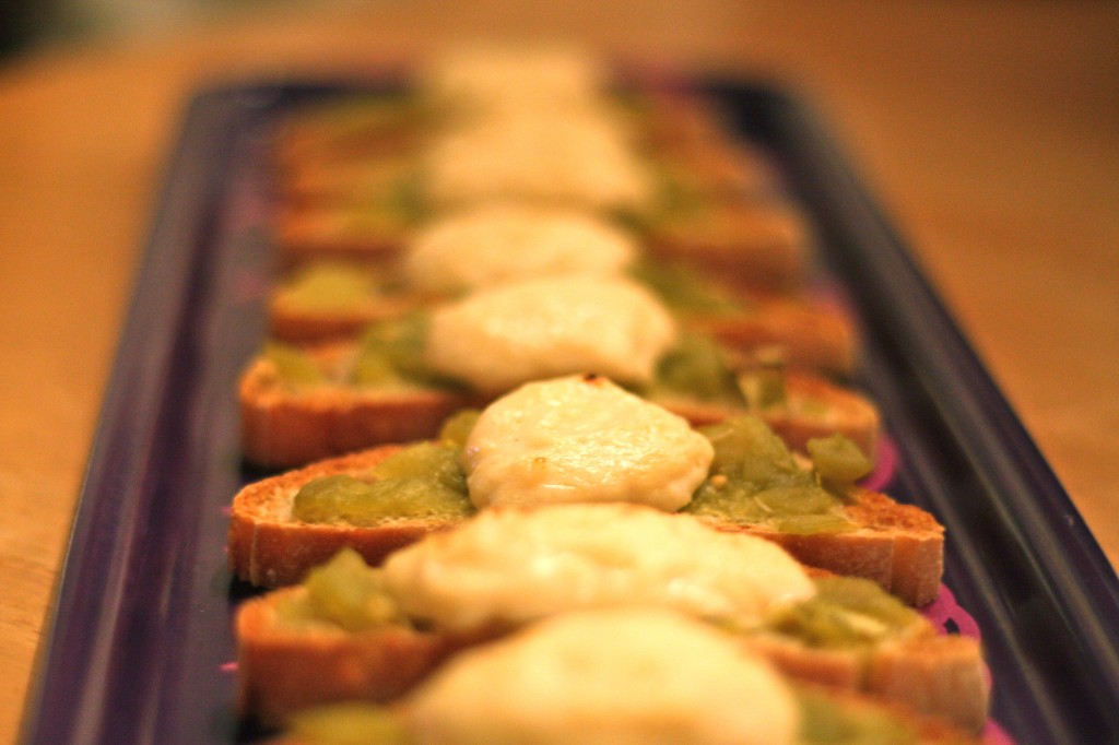 Green Chile & Cheese Canapés - www.karainthekitchen.com
