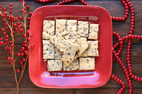 Chocolate Chip Toffee Cookie Bars - karainthekitchen.com