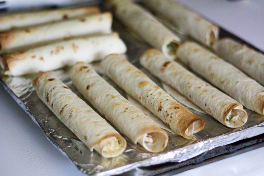 La Morena Chipotle Sauce Taquitos (9 of 12)