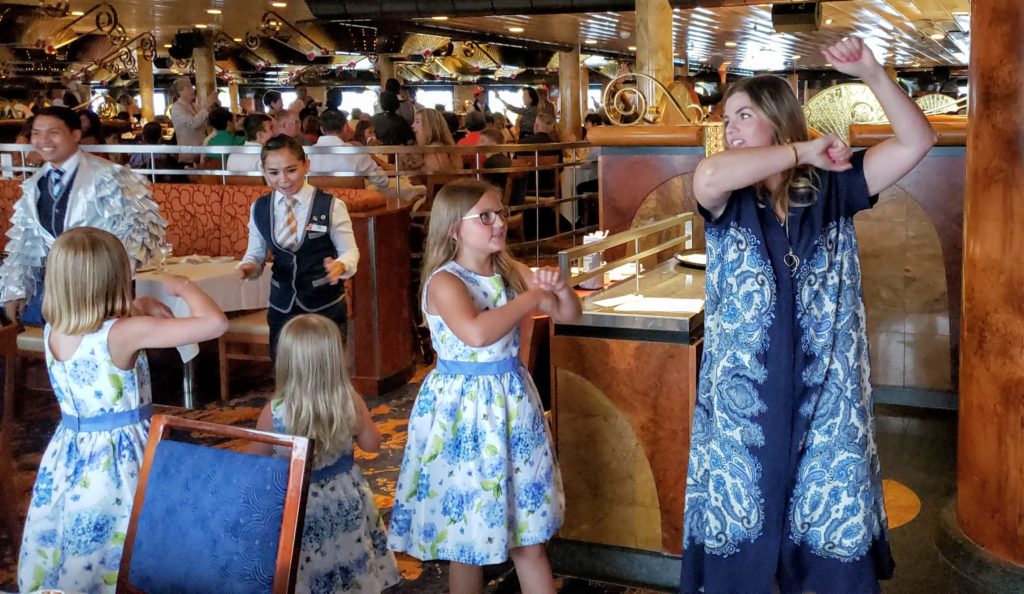 dancing at dinner on carnival cruise